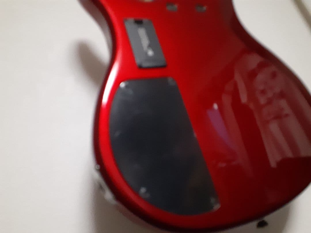 メルカリ便　Yamaha ヤマハ　trbx304 エレキベース　ケース付き