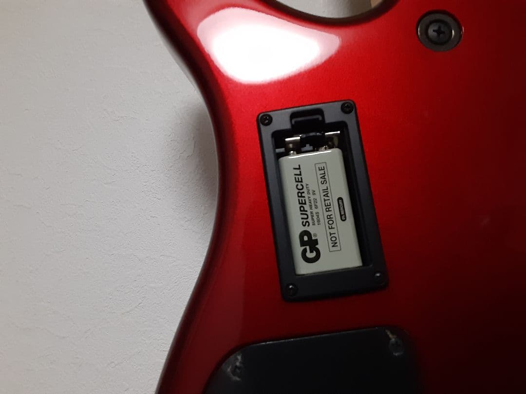 メルカリ便　Yamaha ヤマハ　trbx304 エレキベース　ケース付き