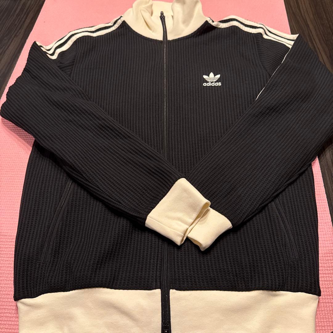 adidas ワッフルトラックトップ【値下げ】