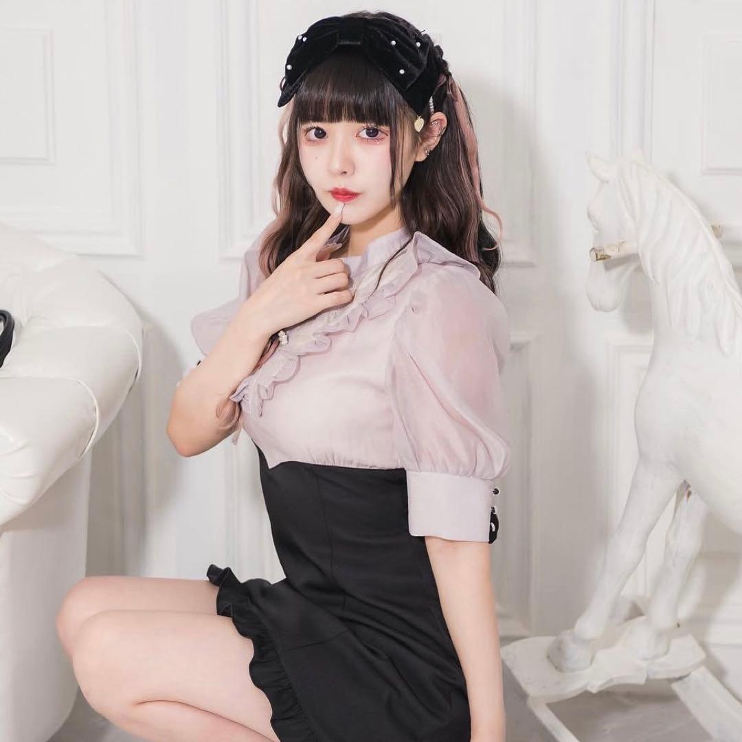 pium ベロアリボンパールカチューシャ