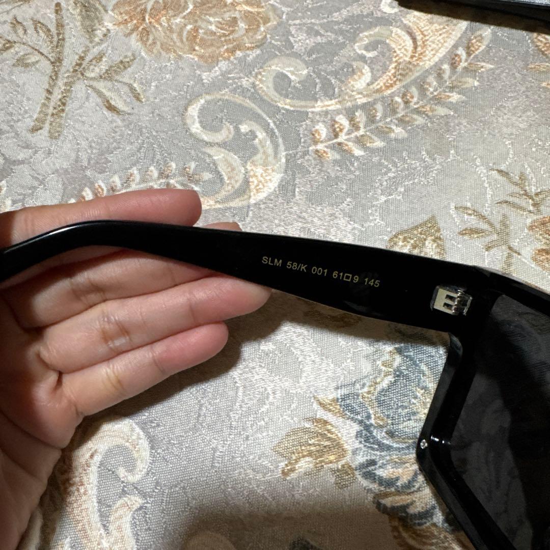 Y*u様 SAINT LAURENT ブラックサングラス ケース付き