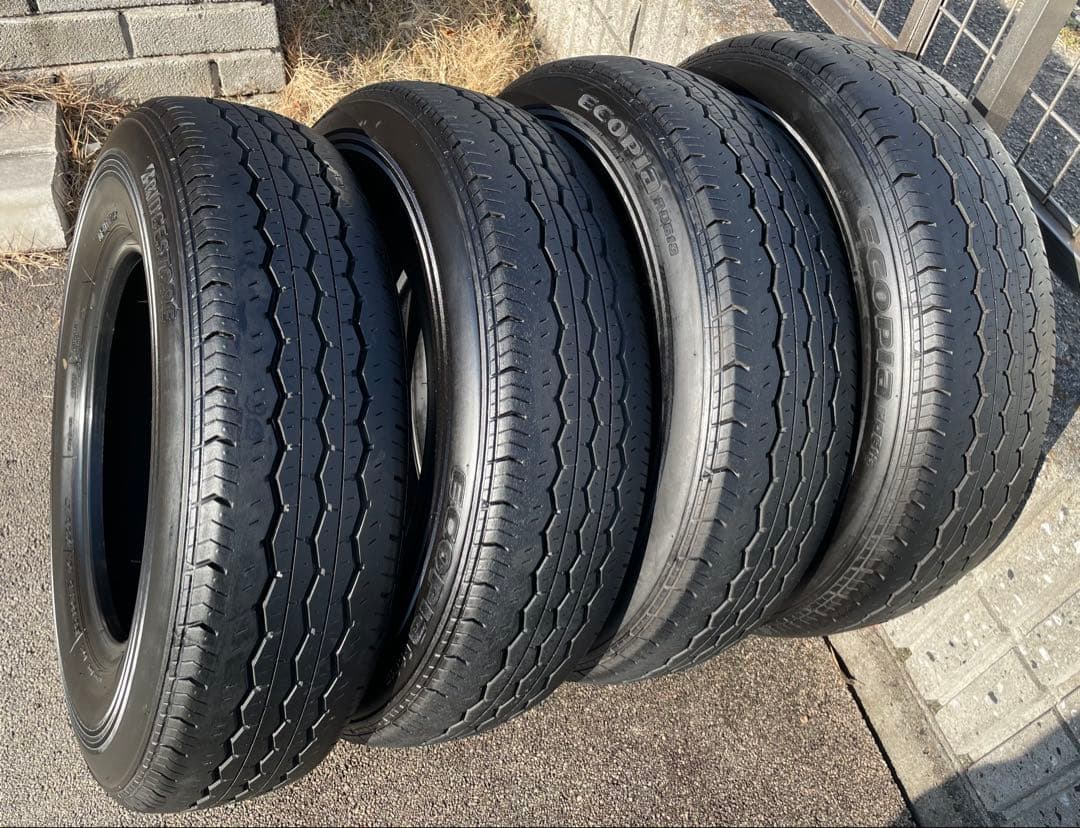 ハイエース純正タイヤ　BRIDGESTONE 195/80R15 中古4本セット