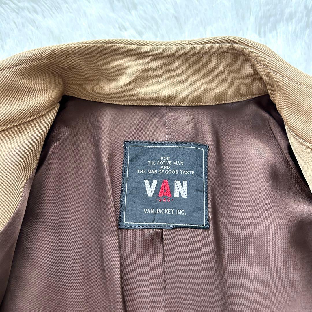 未使用に近い　VAN JAC ヴァンジャケット　トレンチコート　ベルト完備