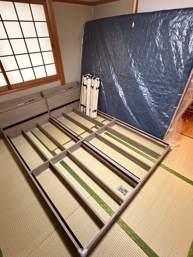 RASIK セミシングル2つ　クイーン　グレージュ　ベッドフレームマットレスつき