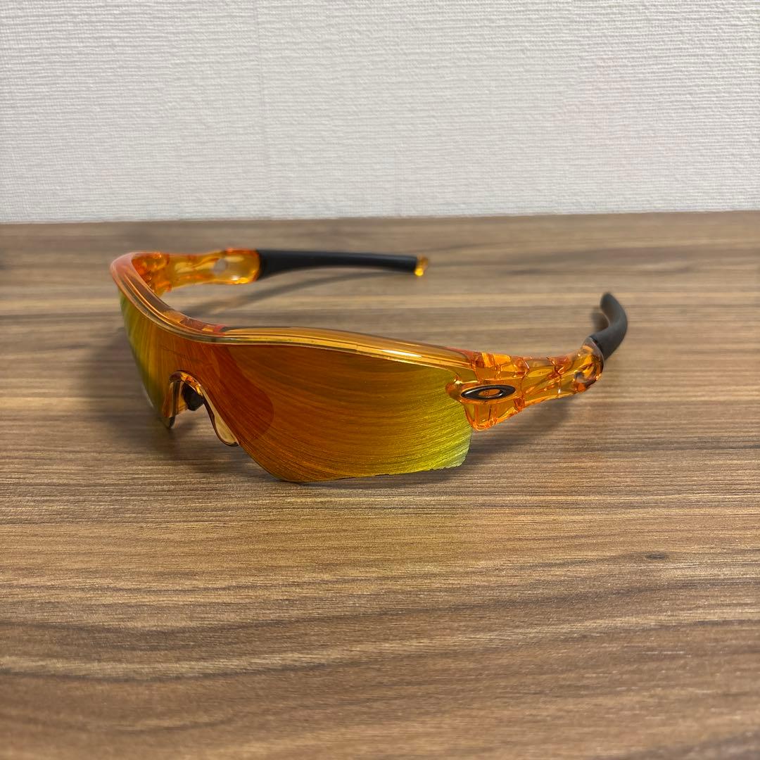 oakley Rader ハードケース付き