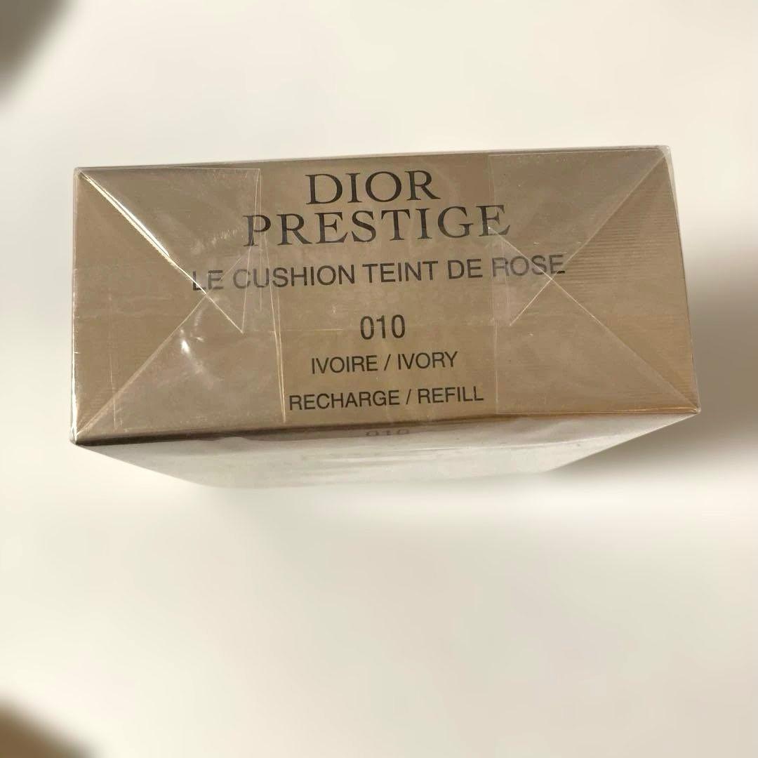dior プレステージ ル クッション タンドゥローズ リフィル 010 箱
