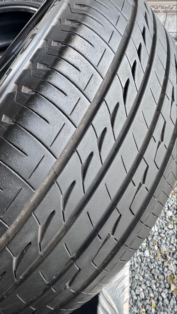 【残山あり】ブリヂストン REGNO 215/45R17 タイヤ 4本セット