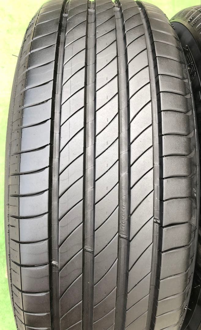 195/65 R15 MICHELIN PRIMACY 4ラジアルタイヤ