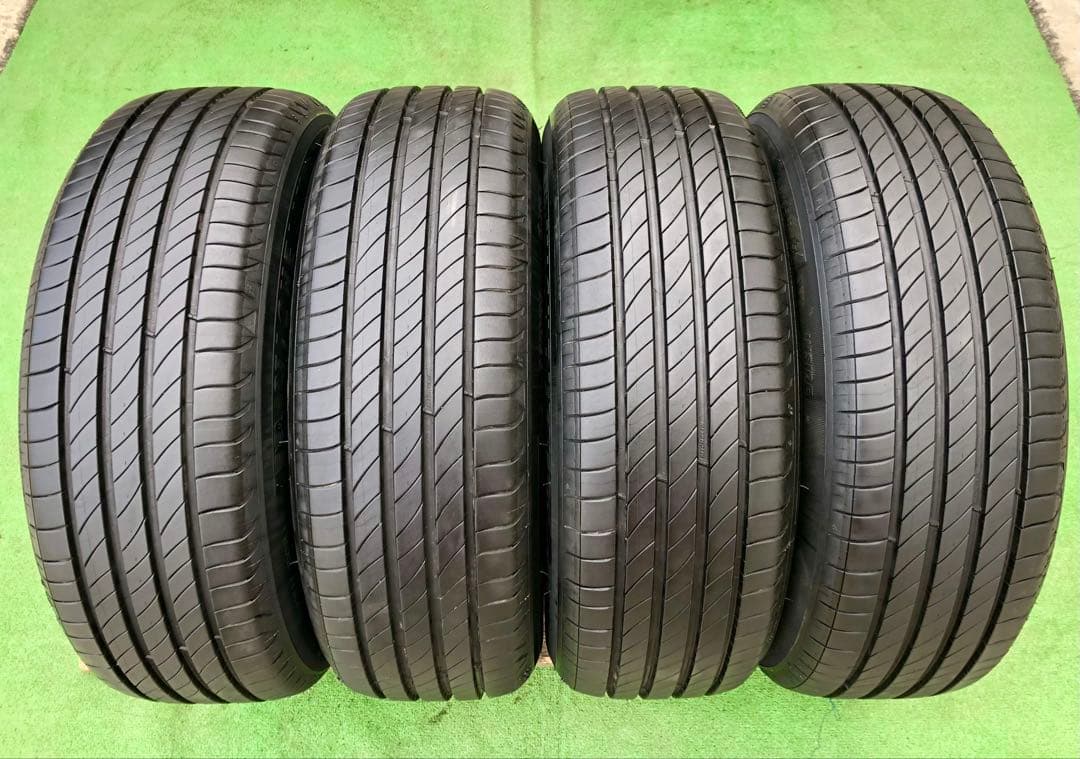 195/65 R15 MICHELIN PRIMACY 4ラジアルタイヤ