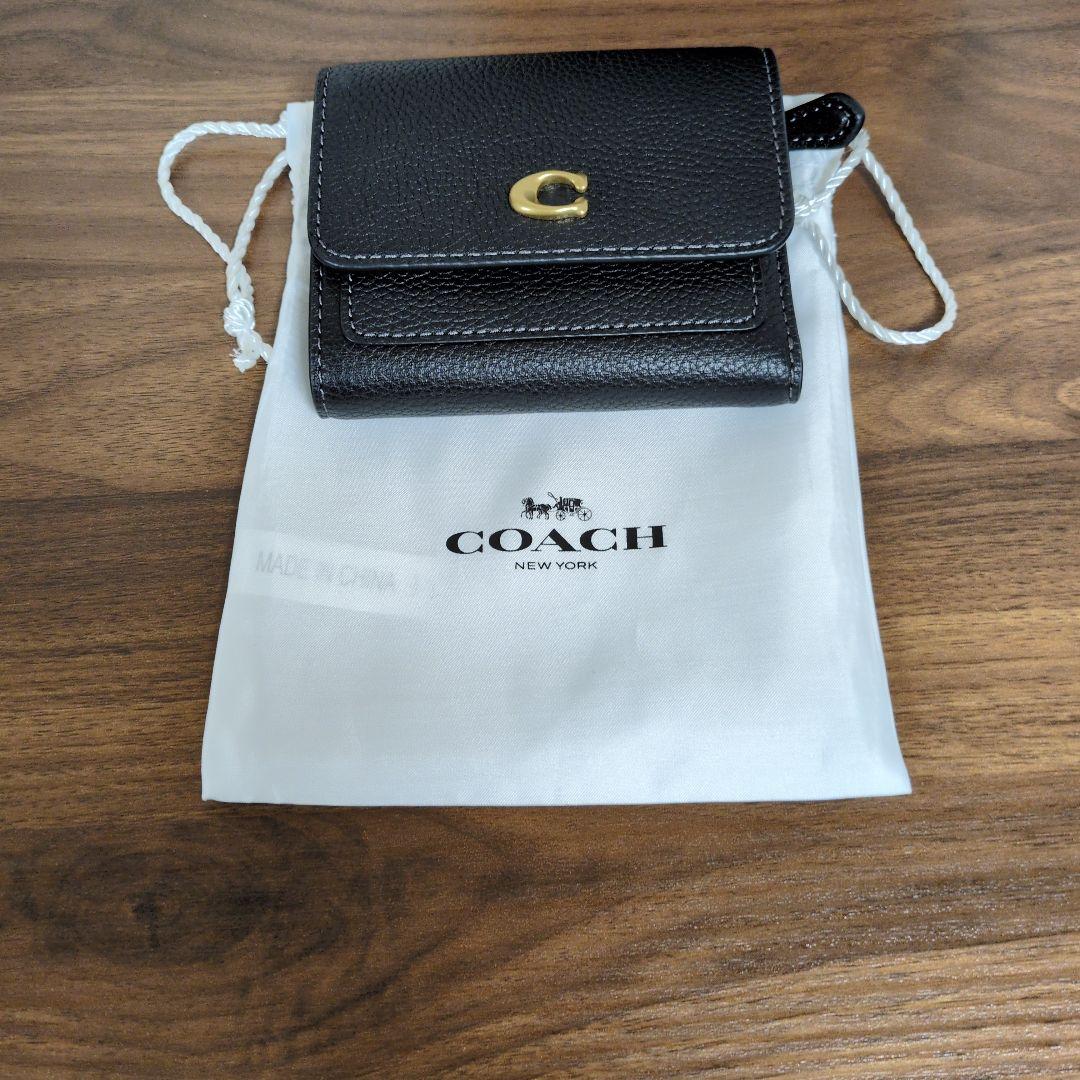 COACH ブラック三つ折り財布