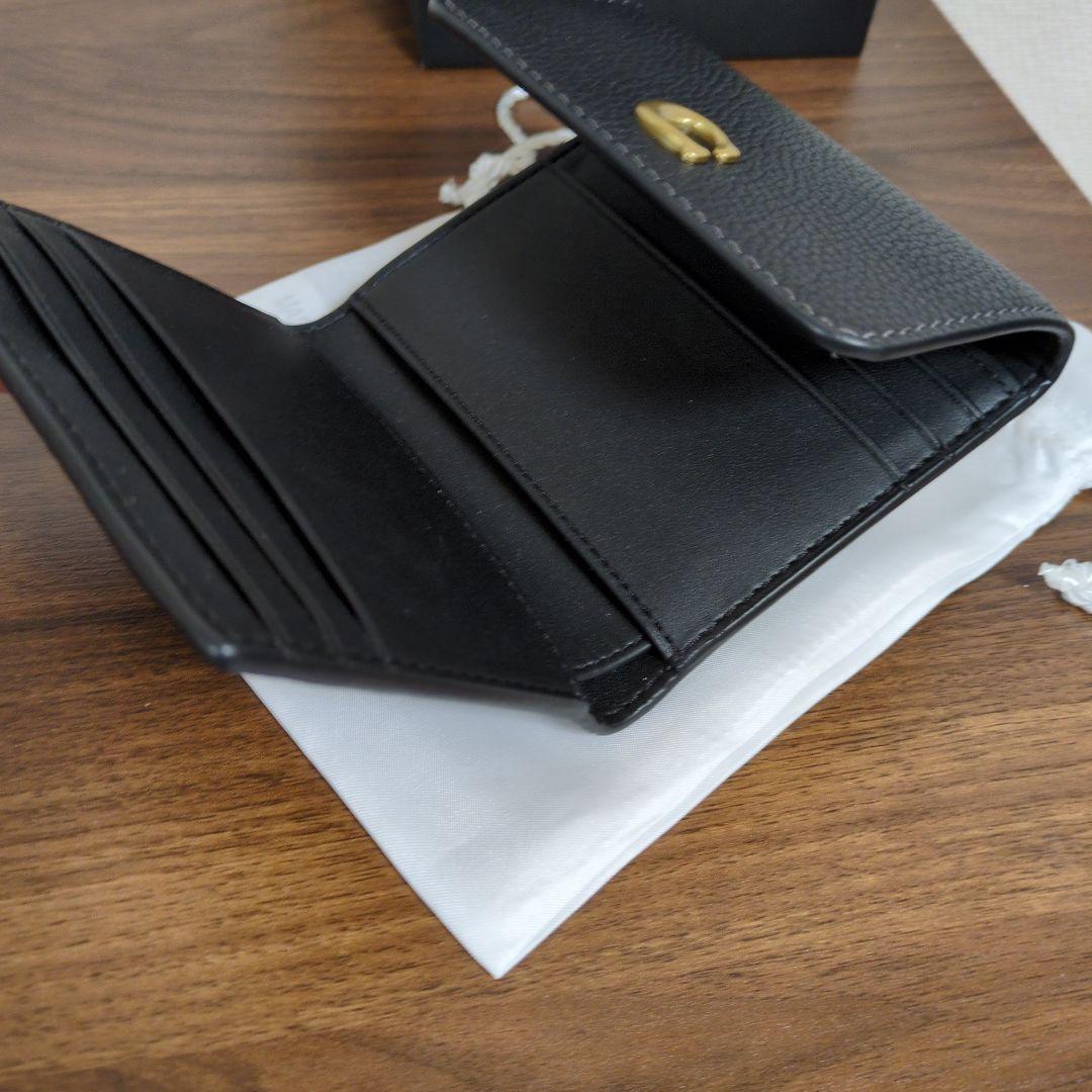 COACH ブラック三つ折り財布