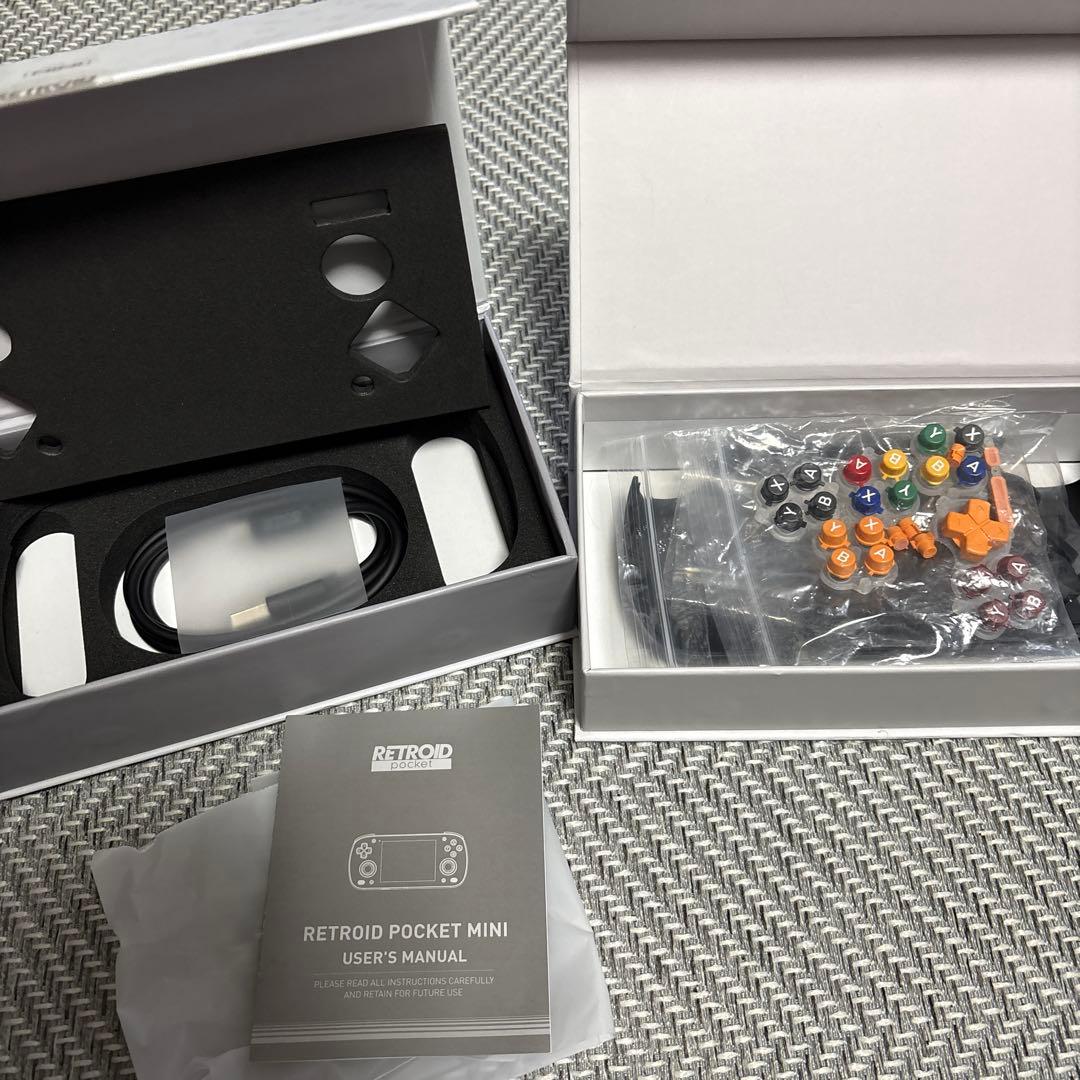 RETROID POCKET MINI V2 レトロゲーム機