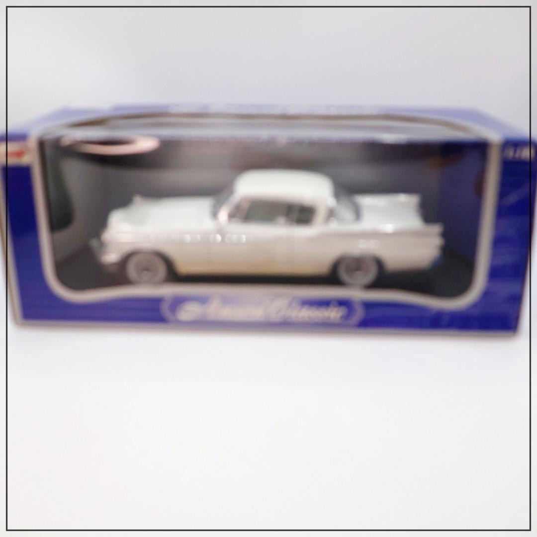 ミニカー AnsonClassic 1957 Studebaker Golden Hawk