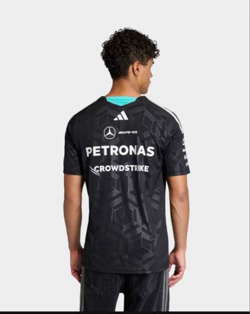 ♥*様 【新品】メルセデスAMGペトロナスF-1ドライバーTシャツ2026