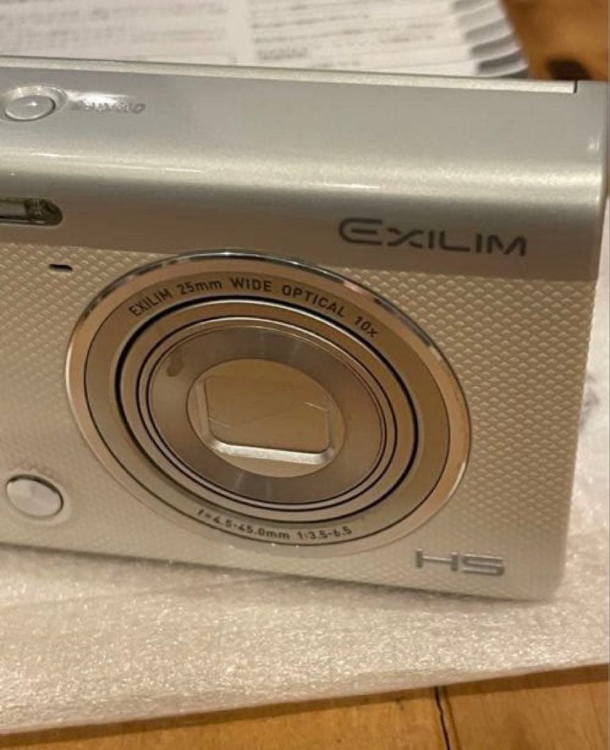 ✨美品✨CASIO EXILIM EX-ZR60 コンパクトデジタルカメラ