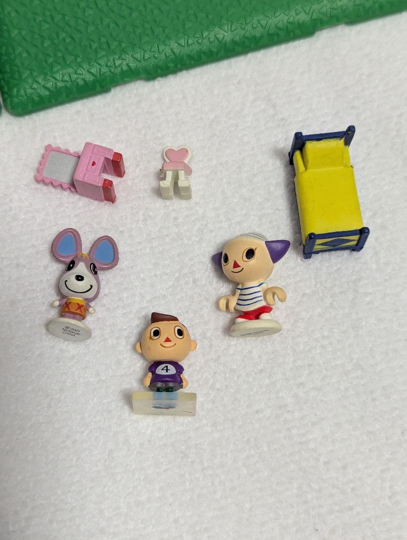 タカラ どうぶつの森 森をつくろう！ フィギュアコレクション　ひろいおうちセット