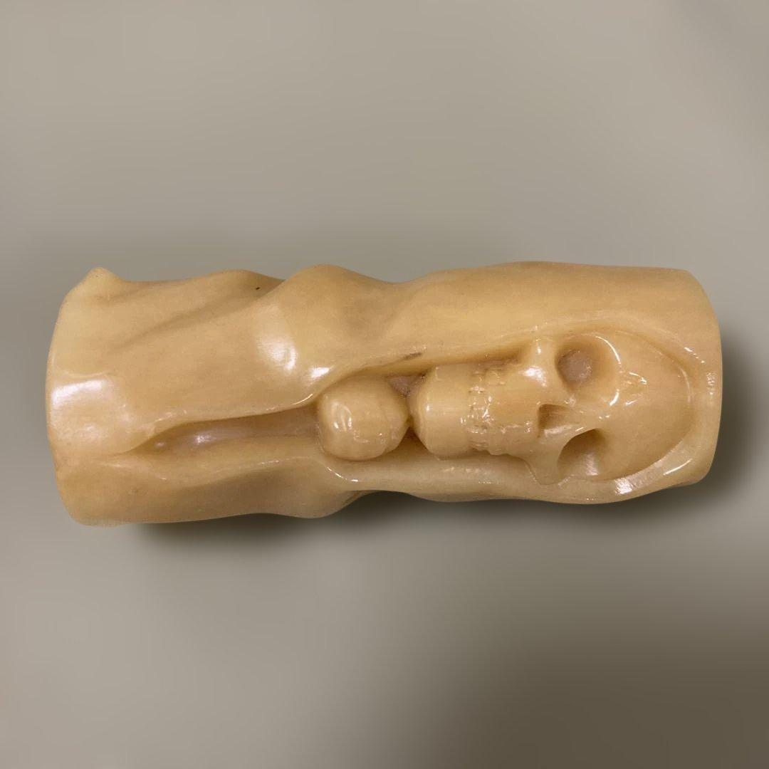 天然素材　骸骨　髑髏彫刻　置物　根付