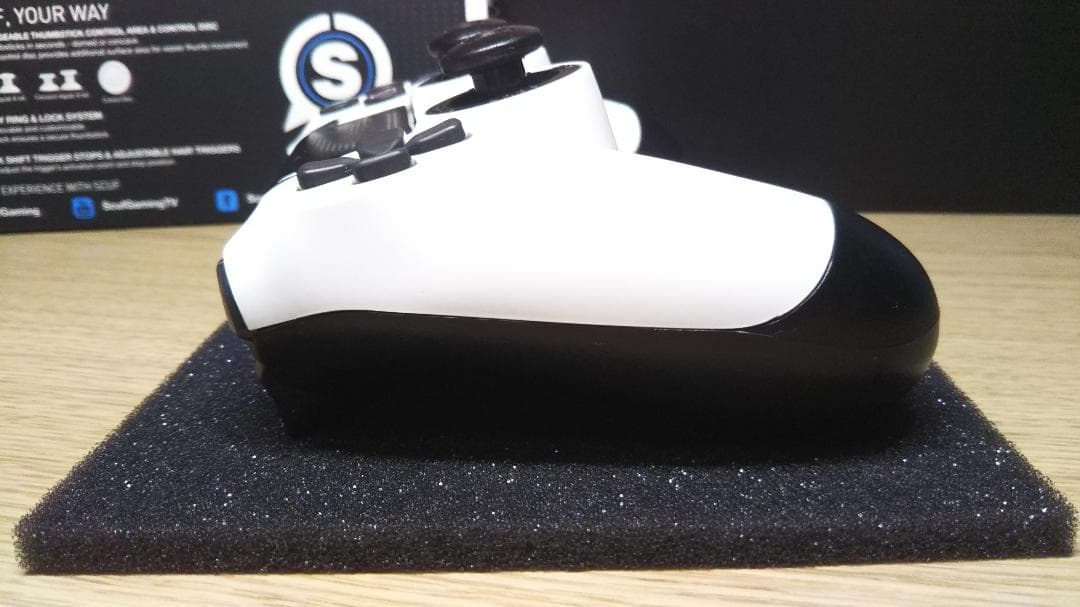 使用少 SCUF INFINITY 4PS PRO  スカフ インフィニティ