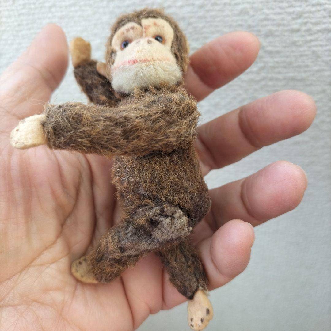 オーストリア　Berg　チンパンジー　身長１１．５cm　モヘアロスあり