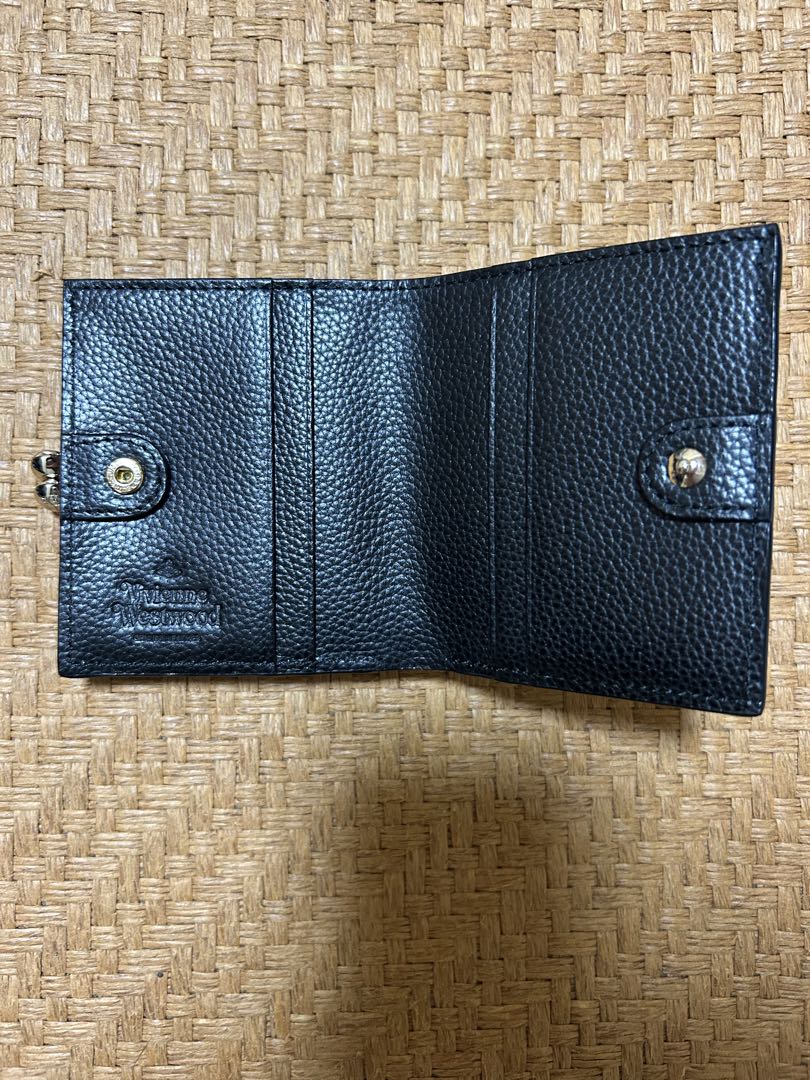 ヴィヴィアンウェストウッド　二つ折り財布