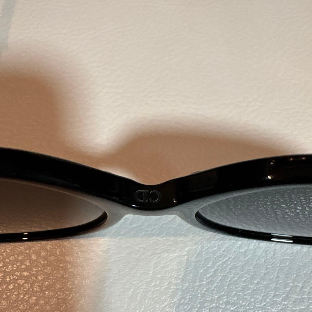 Dior ブラック ラウンドサングラス