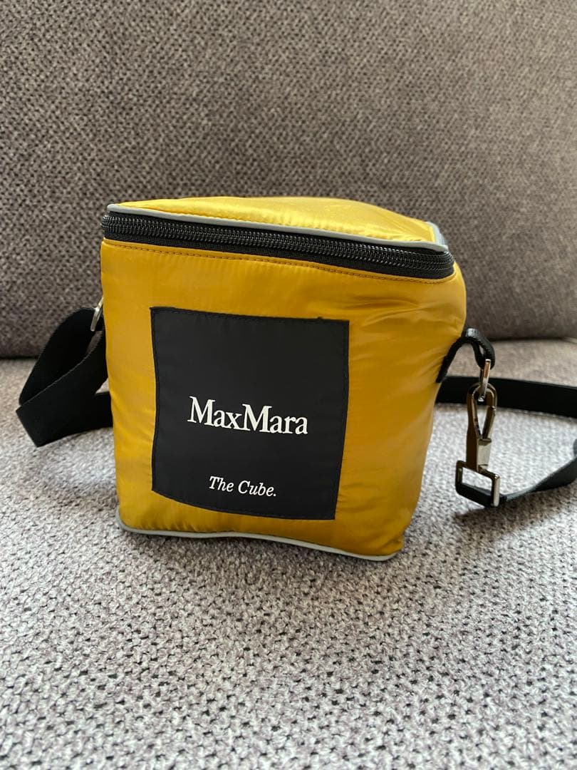 マックスマーラMaxMaraThe Cubeショルダーバッグ付きダウンマフラー