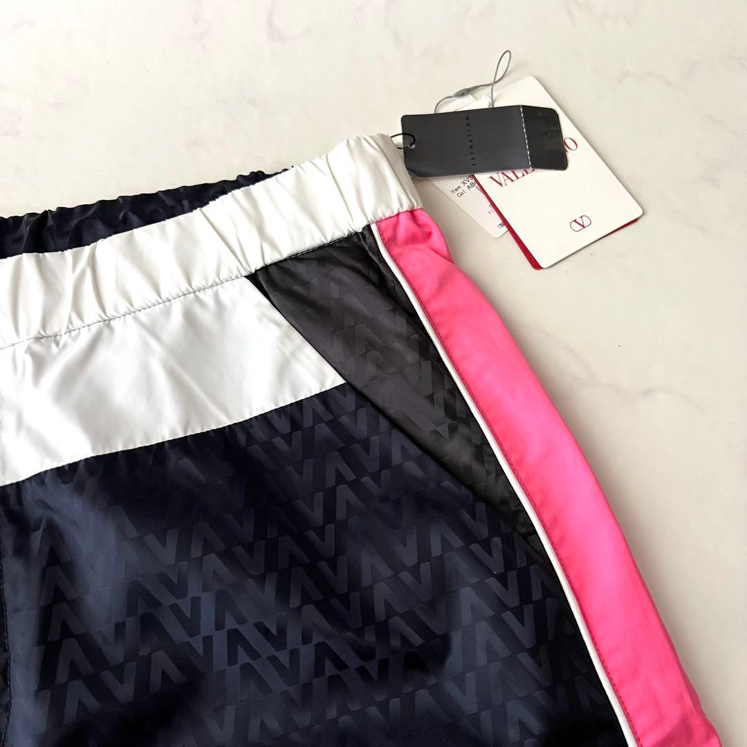 未使用タグ付 VALENTINO ナイロンパンツ 48L トラックパンツ Vロゴ