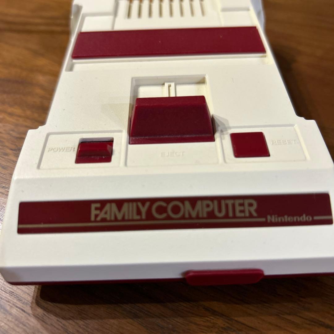中古 美品 ニンテンドークラシックミニ ファミリーコンピュータ