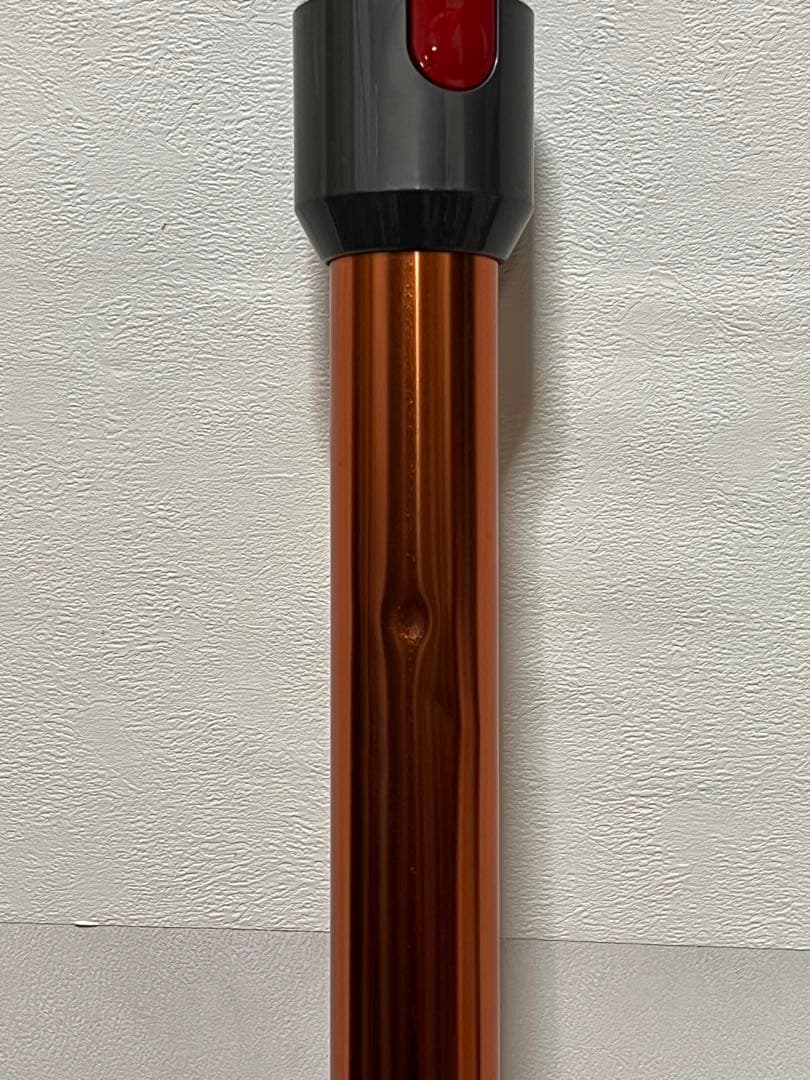 動作品ダイソンコードレス掃除機 dyson sv12 V10 7V