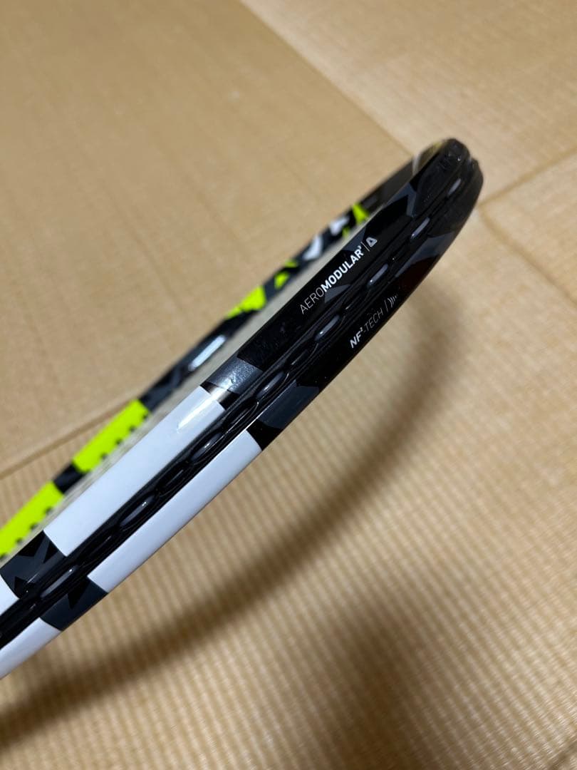割引　バボラ テニスラケット　ピュアアエロ 2022 BABOLAT 300g