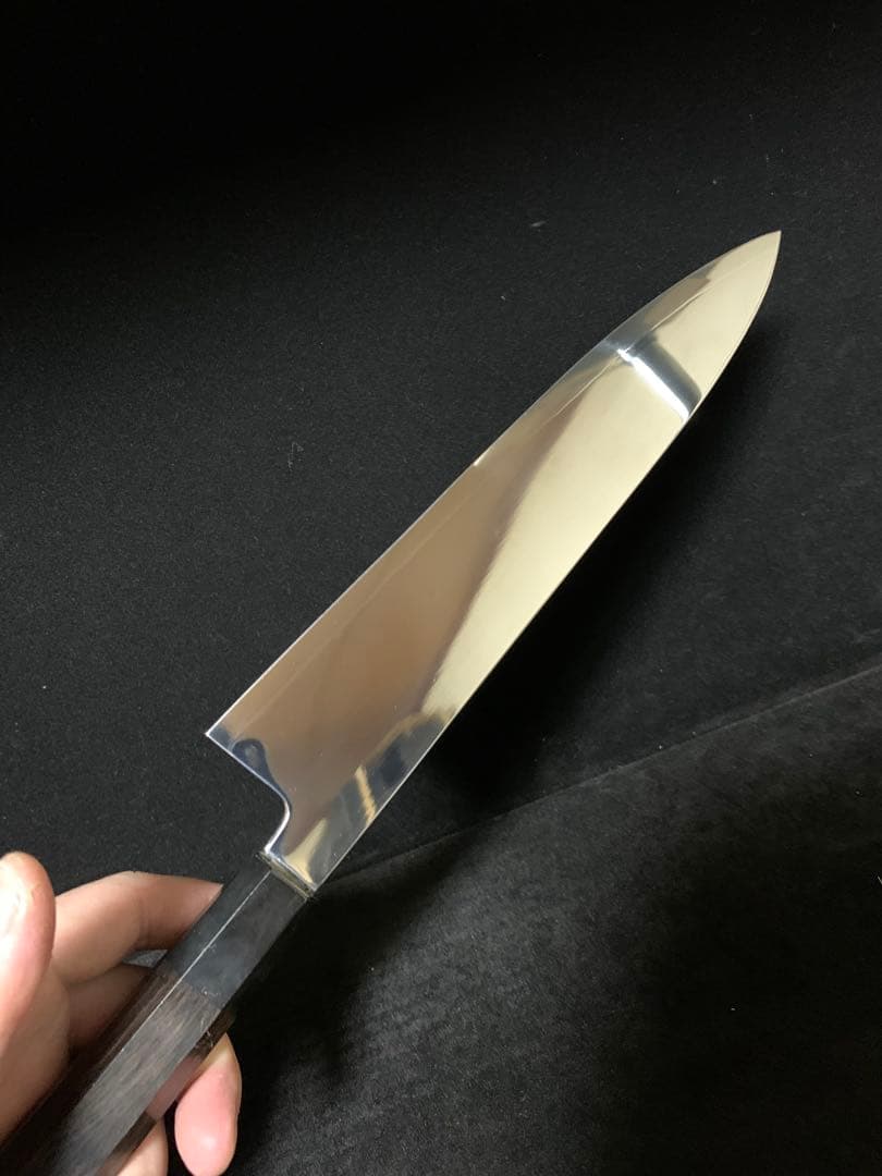 包丁　和牛刀　ハ寸　三枚打　鏡面研磨　切味抜群　箱付　未使用品