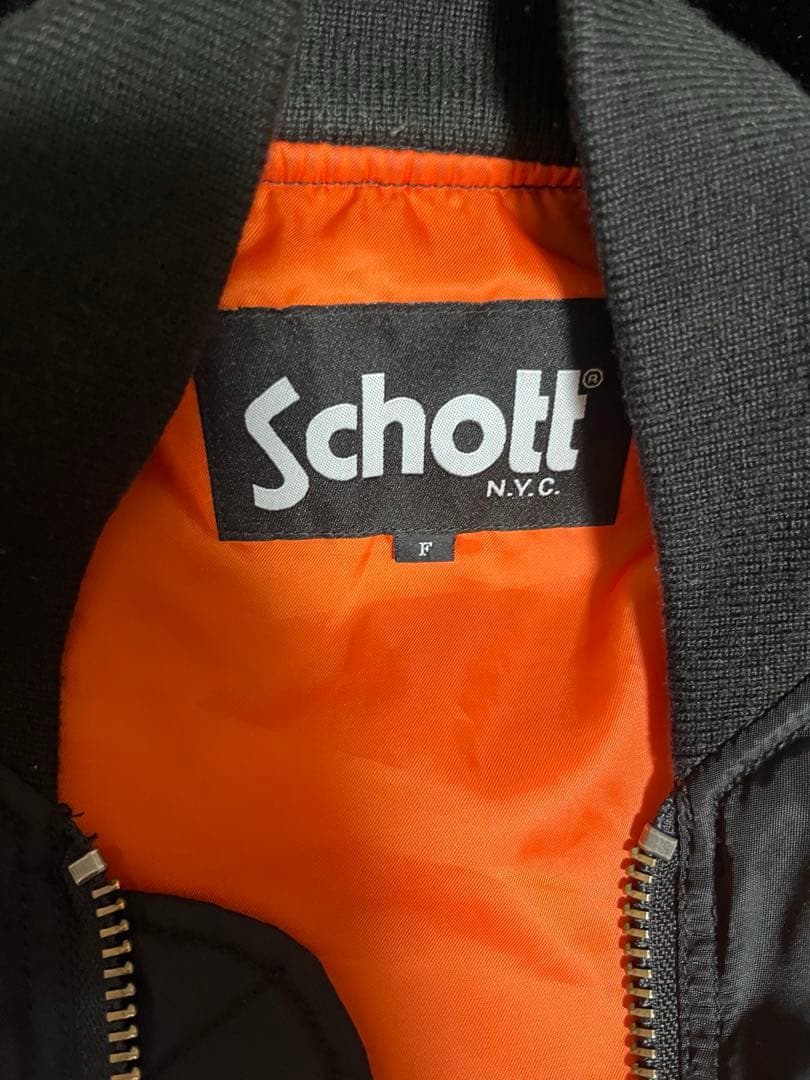 Schott ブラック MA-1 フライトジャケット
