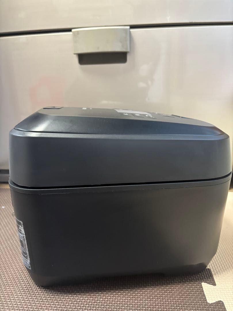 HITACHI 圧力炊飯器 RZ-V100HM-2024年製