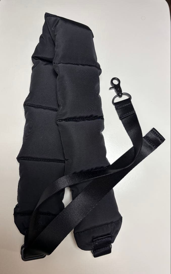 【新品未使用】topologie Puffer Strap ブラック系