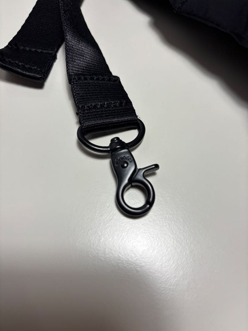 【新品未使用】topologie Puffer Strap ブラック系