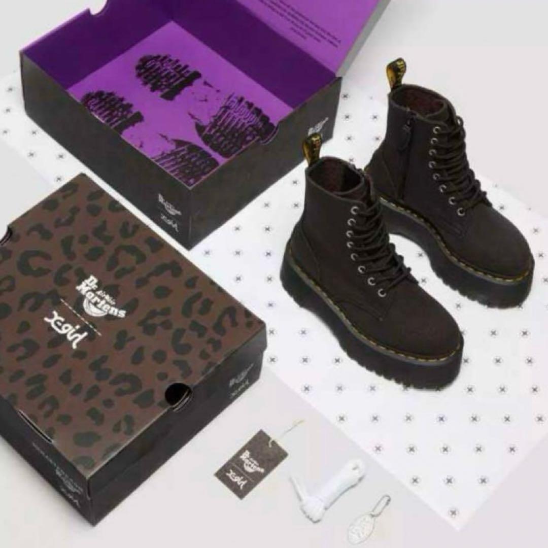 靴 Dr.Martens Xgirl