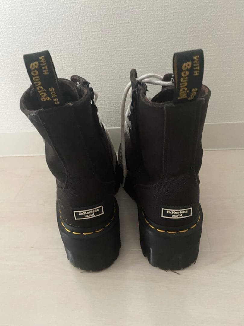 靴 Dr.Martens Xgirl