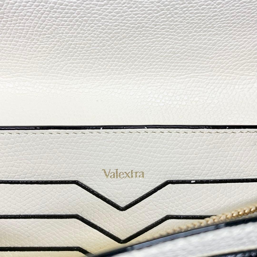 希少 Valextra ヴァレクストラ 折り財布 イジィデ レザー ホワイト
