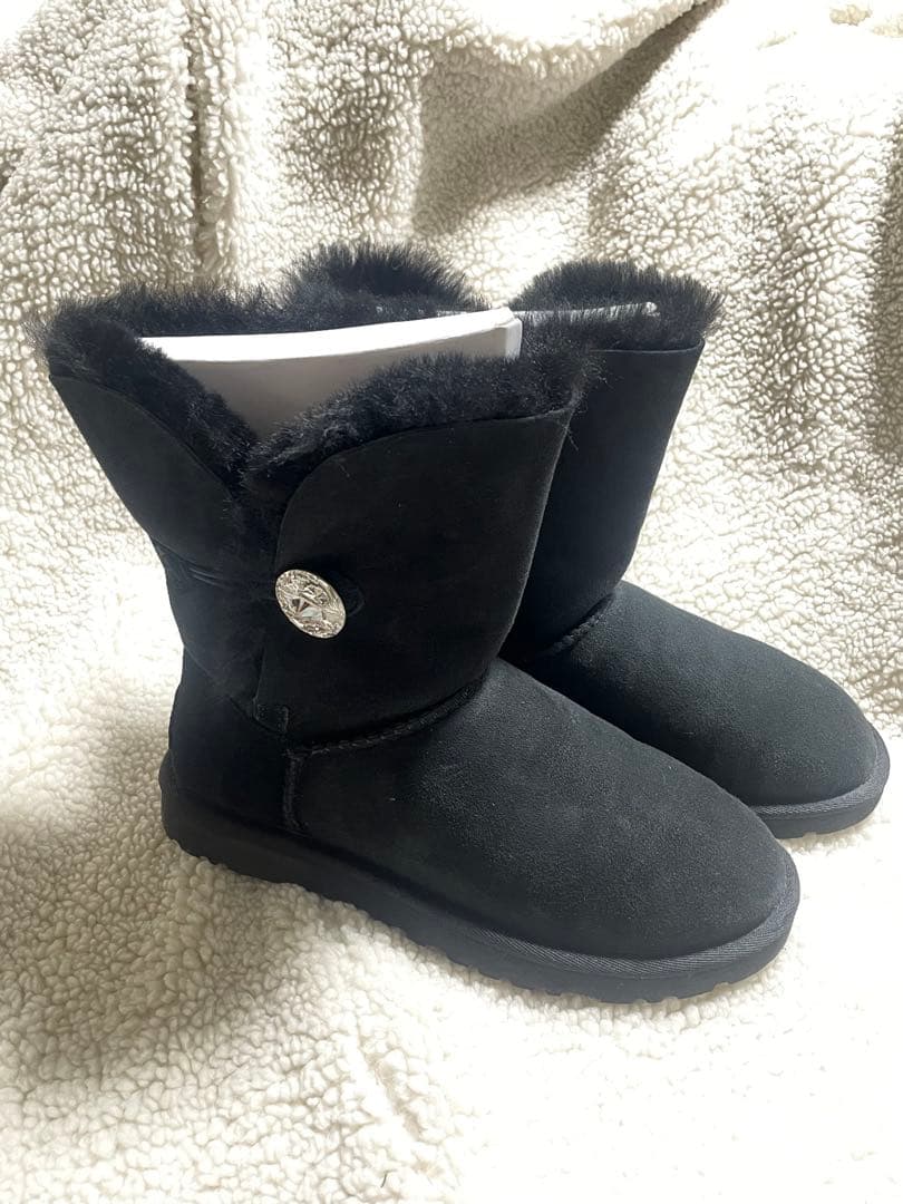 UGG ベイリーボタンブリング黒 23cm【美品】