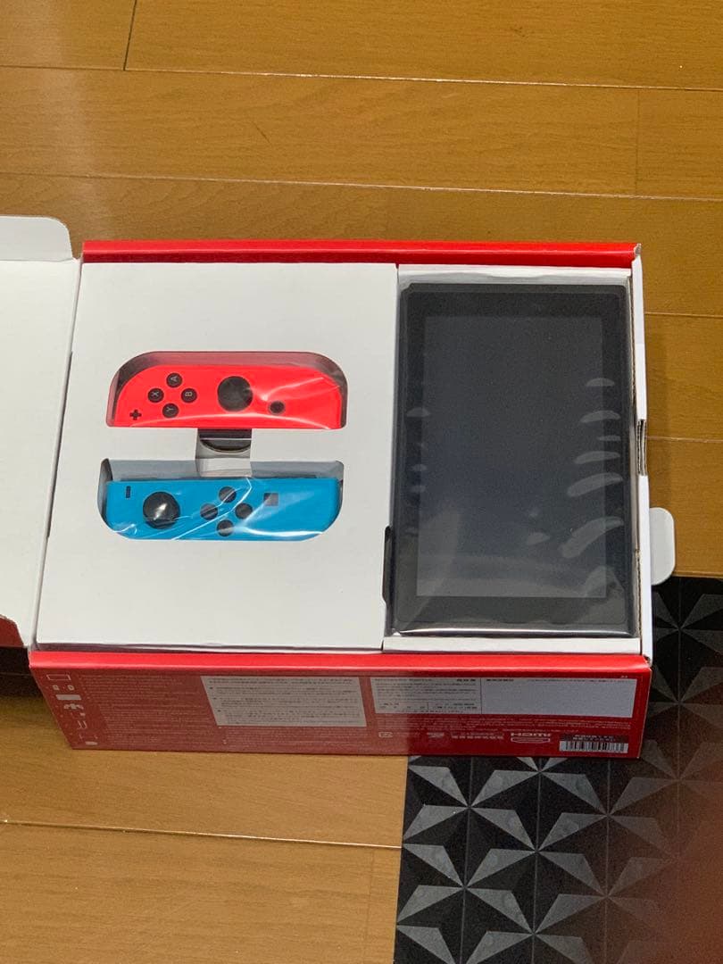 《未使用品》Nintendo Switch 本体 ネオンオレンジ/ネオンブルー