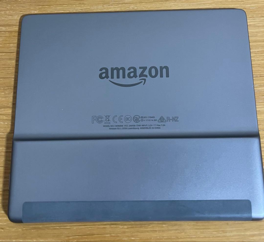 Amazon Kindle 本体 W9S3WJ カバー付 動作確認済み 読書用