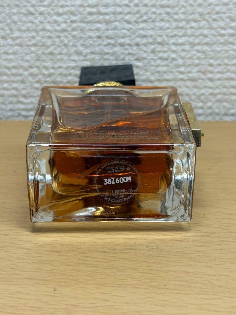 Yves Saint Laurent リブレ オーデパルファム アンタンス 30