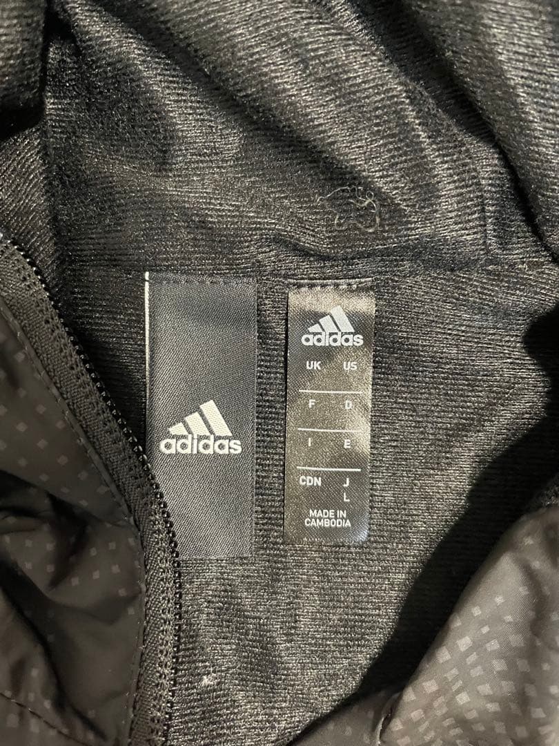 adidas ウインドブレーカー　上下セット　二つセット　✖️2