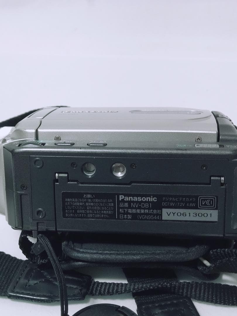 Panasonic NV-DB1 ビデオカメラ 本体