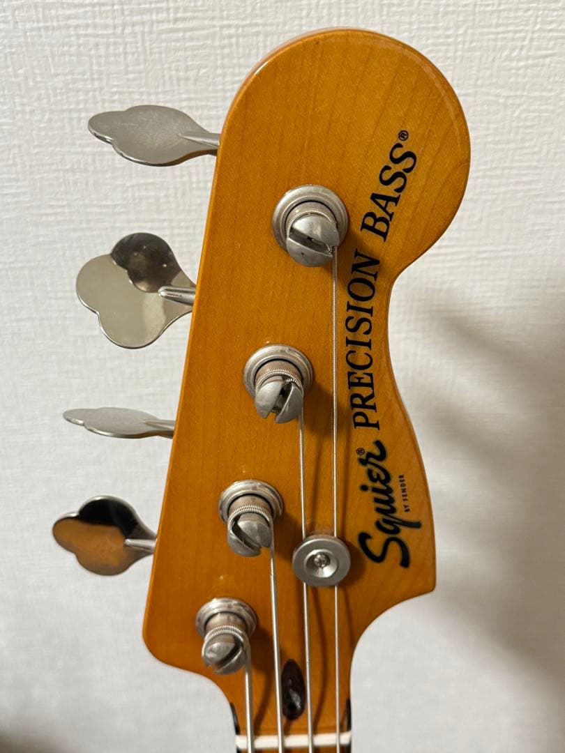 ベース SQUIER Classic Vibe 70s Precision Bass