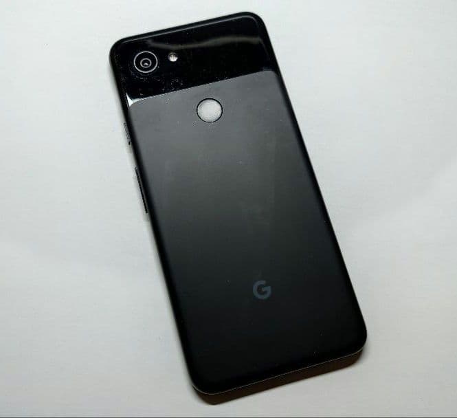 準美品 Google pixel3a　カバー付き