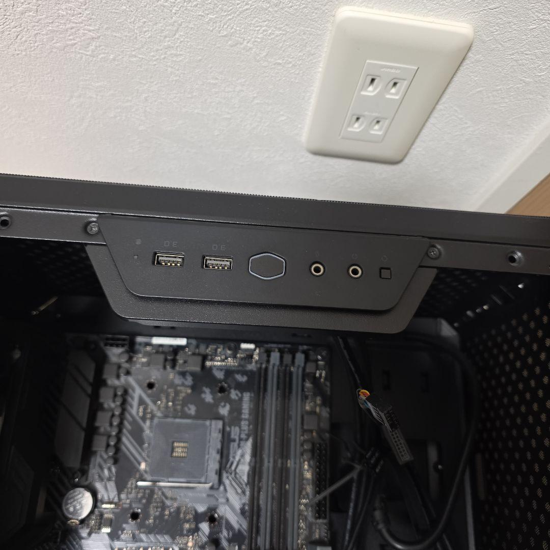 マザーボード MasterBox Q300L & ASUS B450M-PLUS GAMING