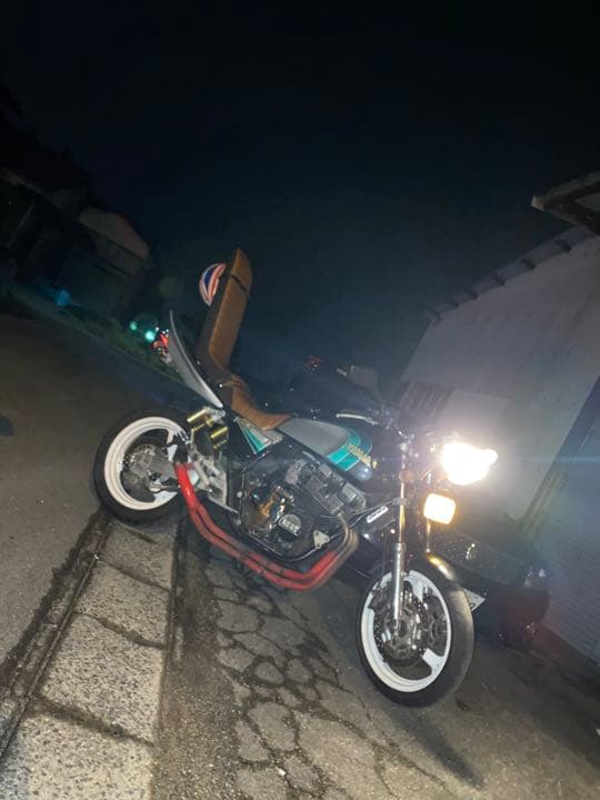 XJR4hm 初期型