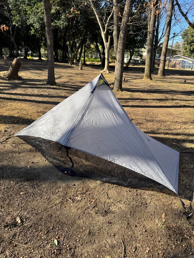 シックスムーンデザインズ デュシュッツ プラスタープ