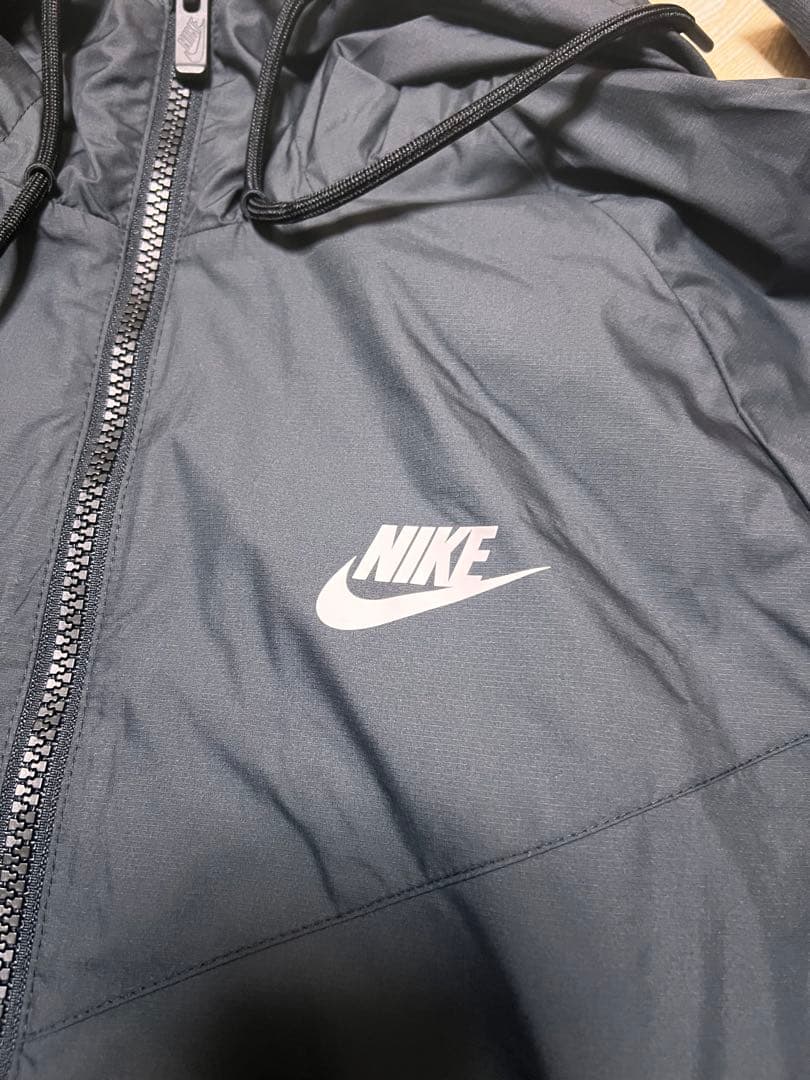 Nike ブラック ウィンドブレーカー Lサイズ